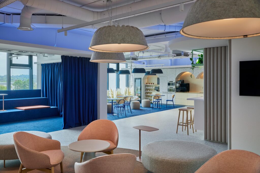 Delamode Baltics - Vilniaus ofisas - jauki darbo erdvė